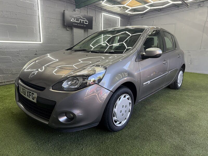 2011 Renault Clio 1.2 Dynamique Tom Tom 16v (75bhp) Hatchback 5d