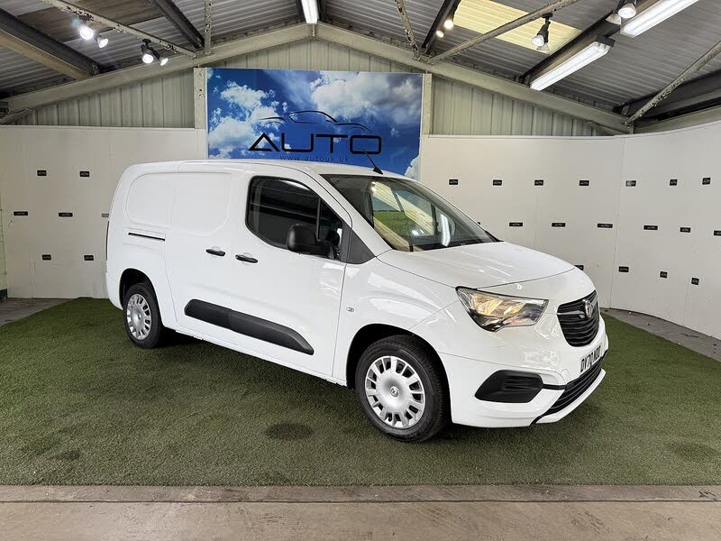 2020 Vauxhall Combo 1.5CDTi Sportive 2300 (100PS)(EU6d-T) L2H1 Panel