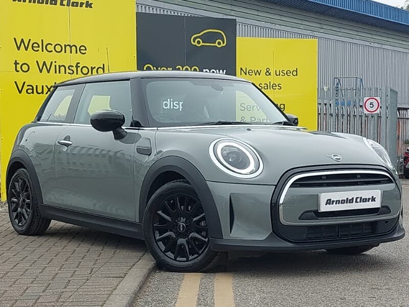 2022 MINI Cooper 1.5 Cooper Classic (Nav) Hatchback 3d Auto