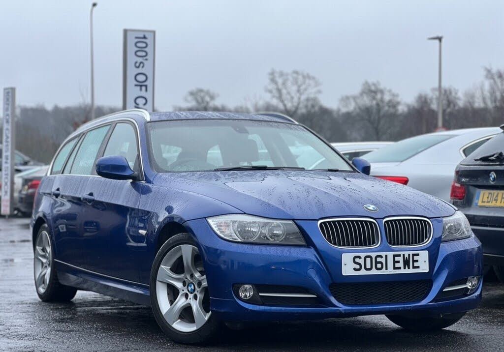 2011 BMW 3 Series 2.0 318i Exclusive Edition Touring Estate 5d auto