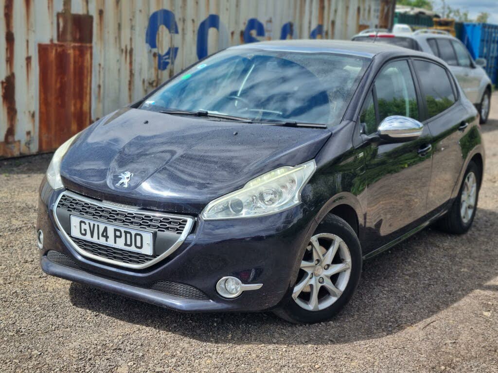2014 Peugeot 208 1.2 Style 5d