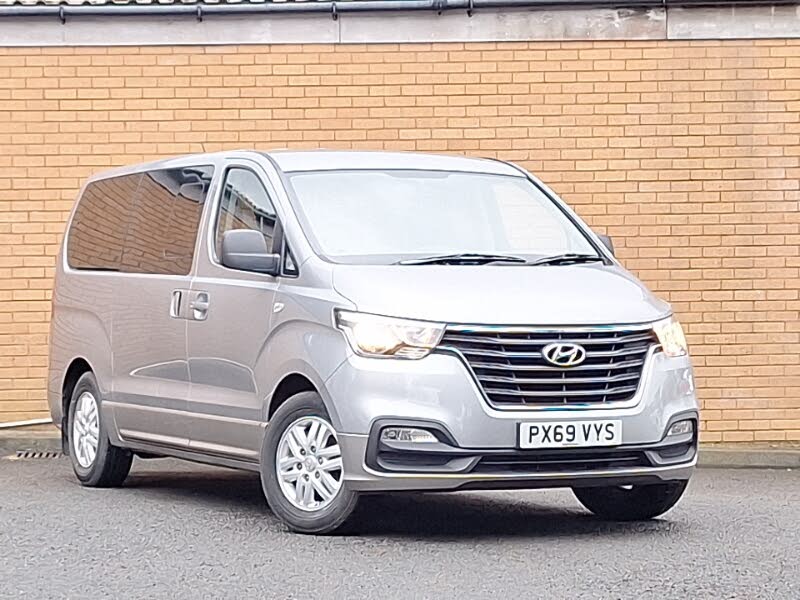 2019 Hyundai i800 2.5CRDi SE (136ps)