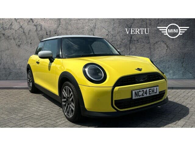 2024 MINI Cooper 1.5 Cooper C Classic 3d