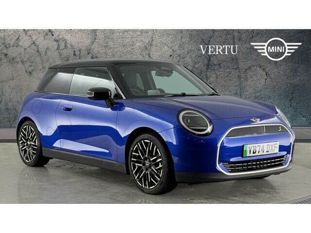 2024 MINI Cooper E Cooper SE Exclusive (Level 2)