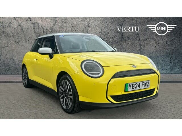 2024 MINI Cooper E Cooper E Classic