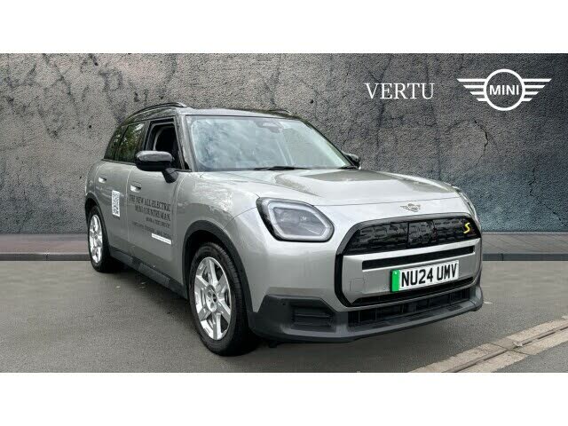 2024 MINI Countryman E Cooper SE Classic