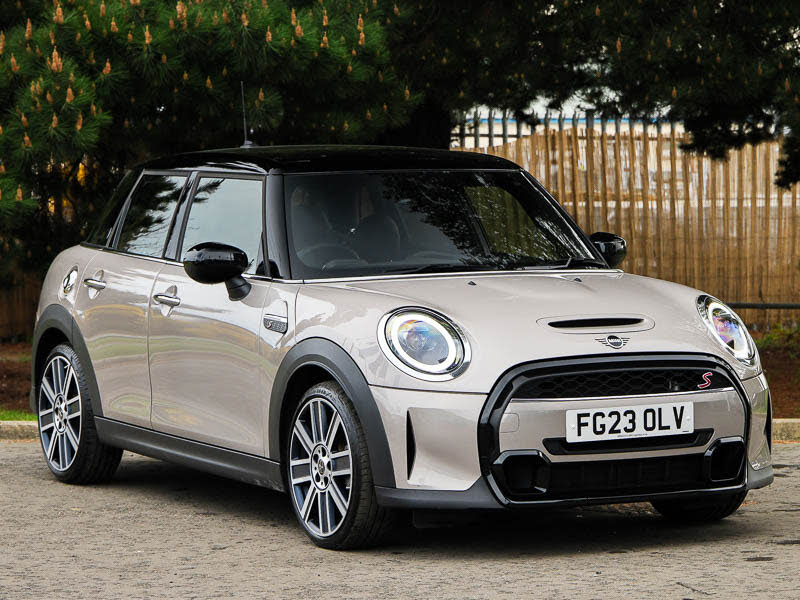 2023 MINI Cooper 2.0 Cooper S Exclusive (Premium Auto) Hatchback 5d Auto
