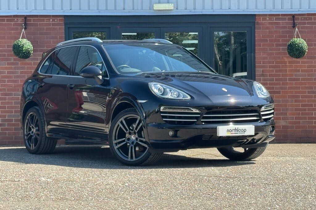 2014 Porsche Cayenne 3.0TD Platinum Edition