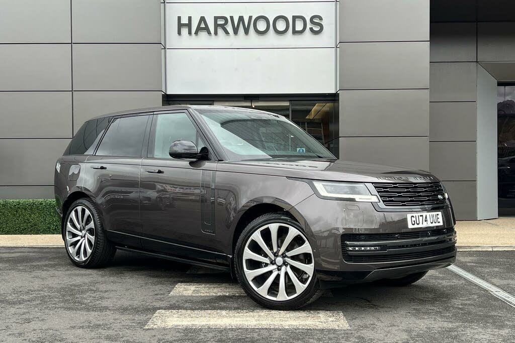 2024 Land Rover Range Rover 3.0 P400 Autobiography (LWB)