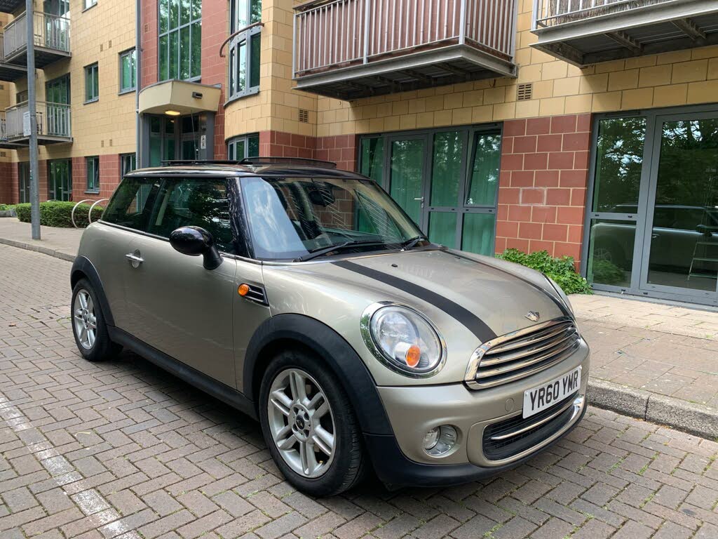 2011 MINI Cooper 1.6 Cooper (122bhp) Hatchback 3d