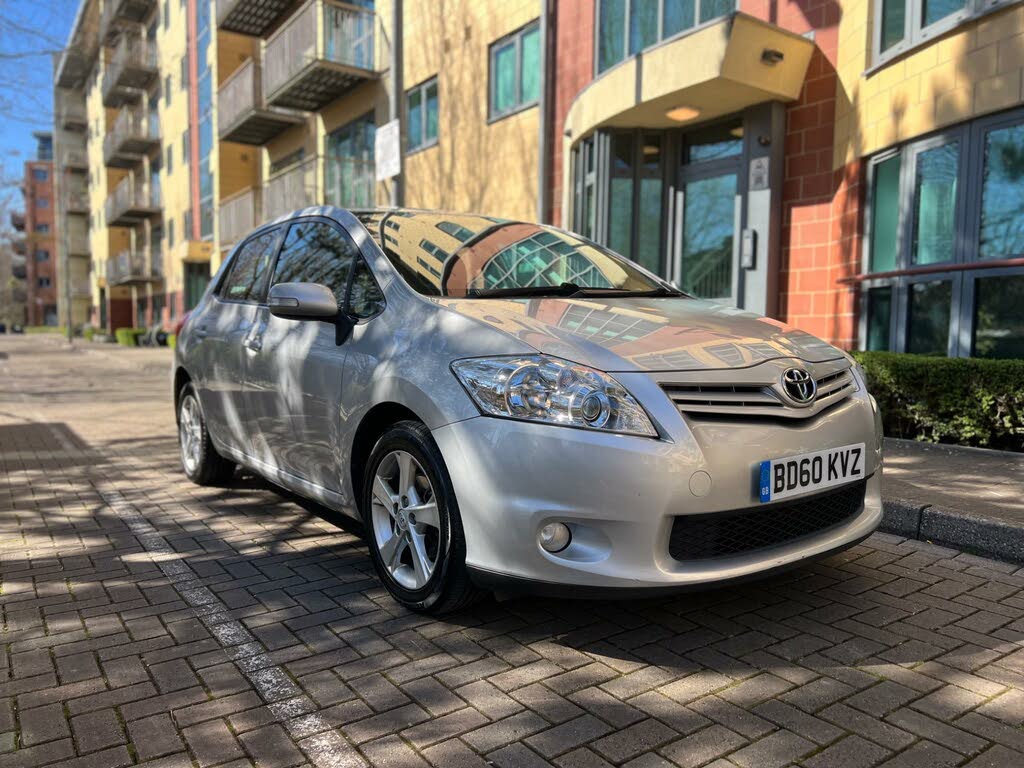 2011 Toyota Auris 1.33 VVT-i TR 5d