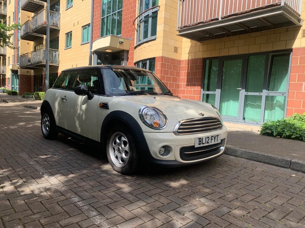 2012 MINI Cooper 1.6 Cooper (122bhp) Hatchback 3d