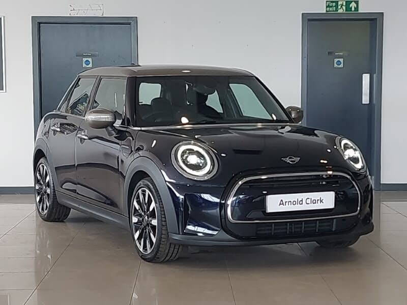 2021 MINI Cooper 1.5 Cooper Exclusive Hatchback 5d