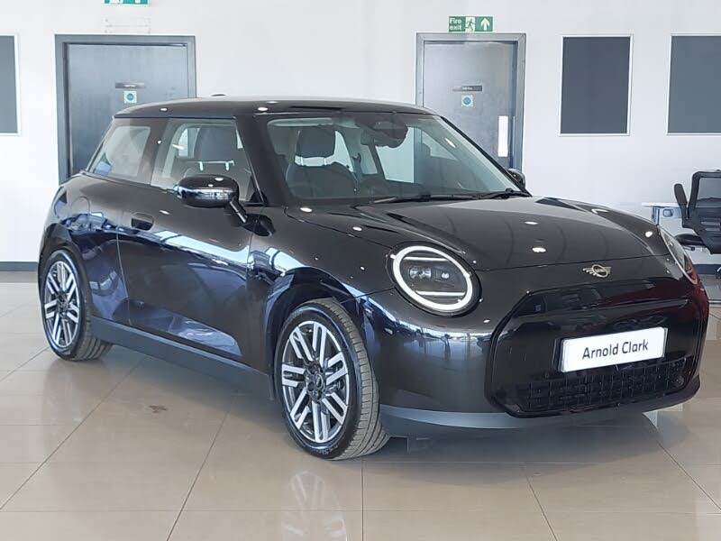 2024 MINI Cooper E Cooper E Classic