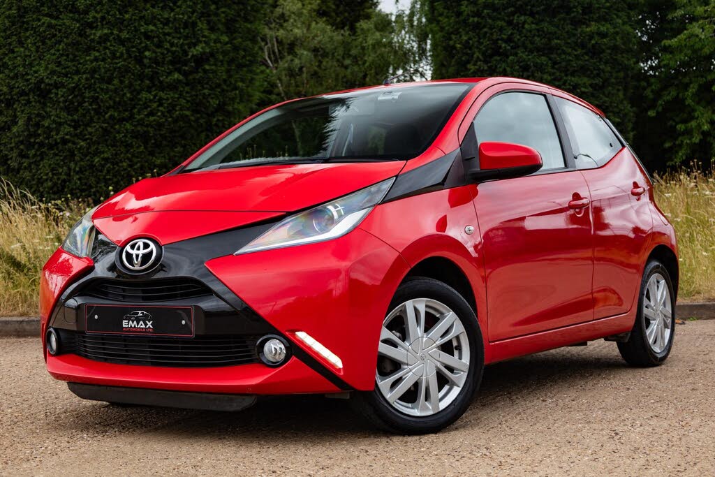 2015 Toyota AYGO 1.0 x-pression x-wave (x-tra convenience x-nav)