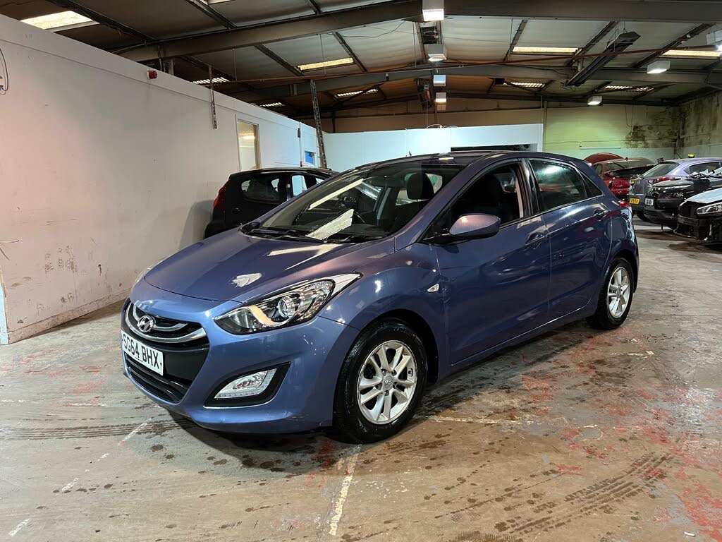 2014 Hyundai i30 1.6CRDi Active (108bhp) Blue Drive Hatchback 5d