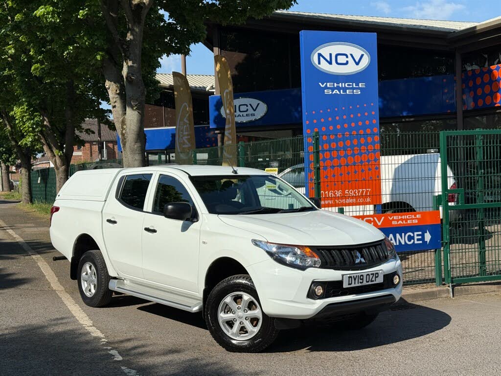 2019 Mitsubishi L200 2.4DI-D 4Life (Eu6b) Double Pickup