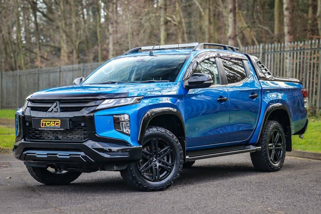 2021 Mitsubishi L200 2.2DI-D Barbarian X