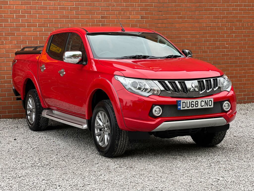 2018 Mitsubishi L200 2.4DI-D Barbarian SDA auto