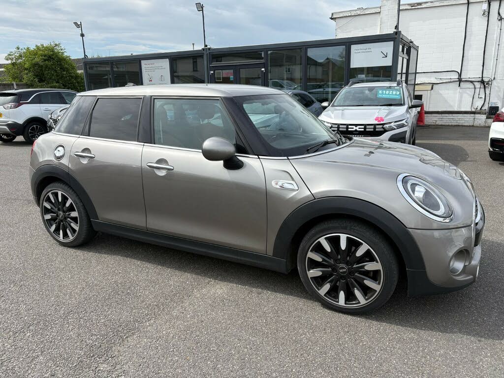 2019 MINI Cooper 2.0 Cooper S Exclusive (189bhp) Hatchback 5d Auto