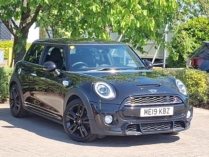2019 MINI Cooper 2.0 Cooper S Sport (189bhp) Hatchback 3d Auto