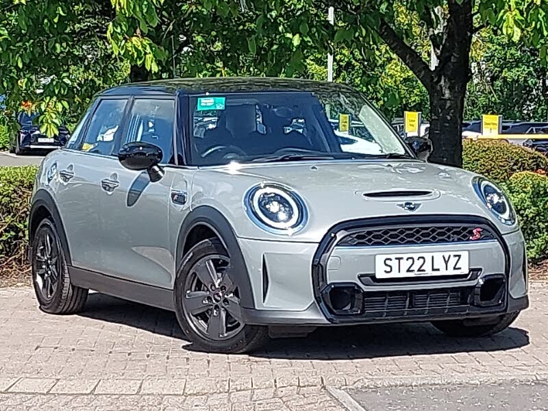 2022 MINI Cooper 2.0 Cooper S Classic (Premium) Hatchback 5d Auto