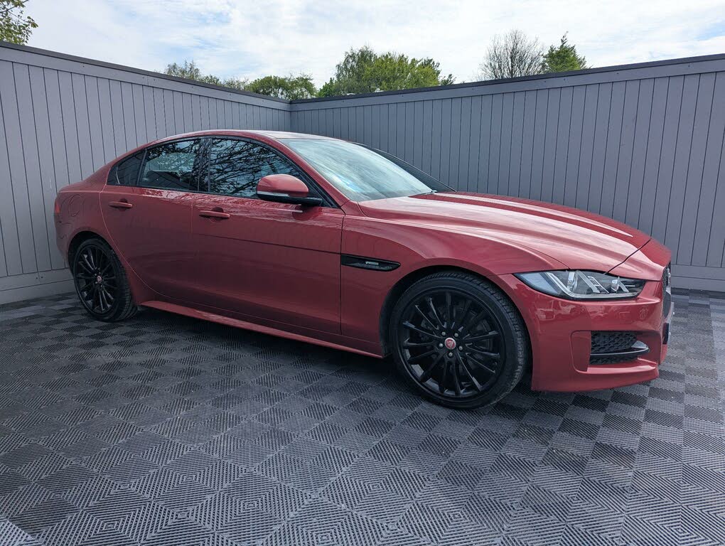 2016 Jaguar XE 2.0d R-Sport (180ps) Auto