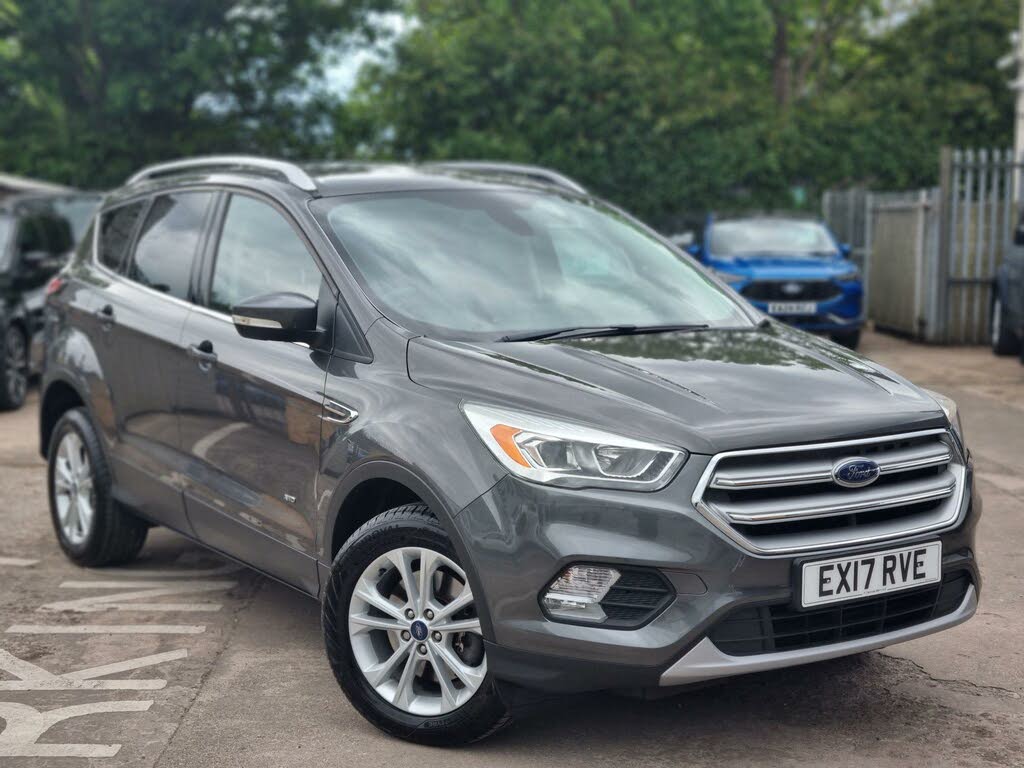 2017 Ford Kuga 2.0TDCi Titanium (180ps) (AWD)