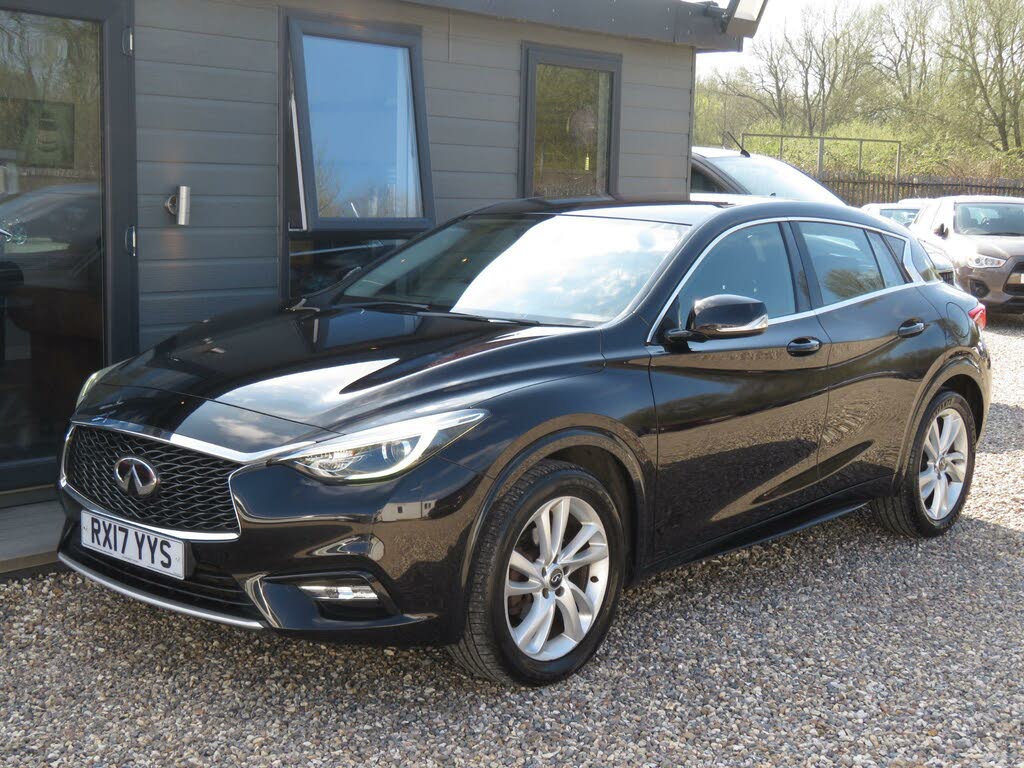 2017 Infiniti Q30 1.5d Business Executive