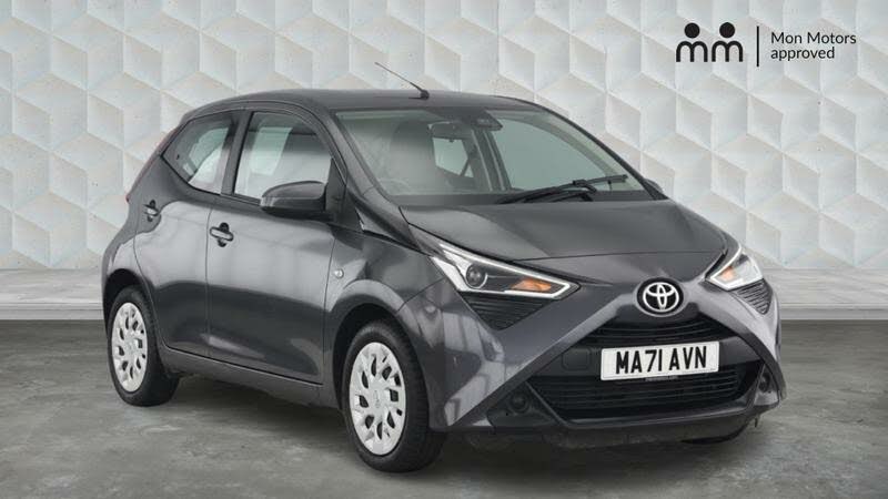 2021 Toyota AYGO 1.0 VVT-i x-play (TSS)