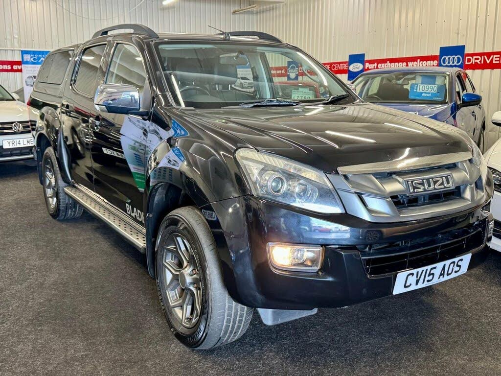 2015 Isuzu D-Max 2.5TD Venetian Red Blade