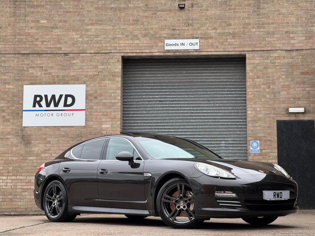 2010 Porsche Panamera 4.8 4S