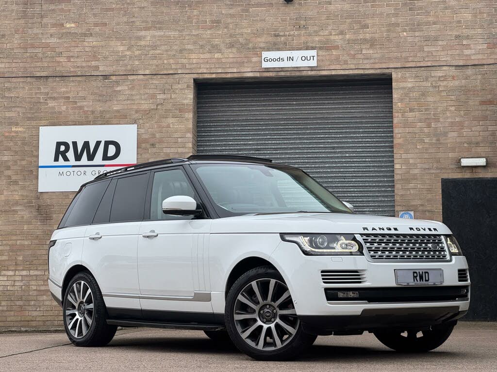 2014 Land Rover Range Rover 4.4 SDV8 Vogue SE 4.4 SDV8 (334bhp)