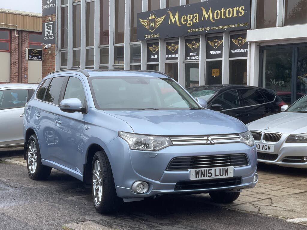 2015 Mitsubishi Outlander 2.0 GX4hs PHEV