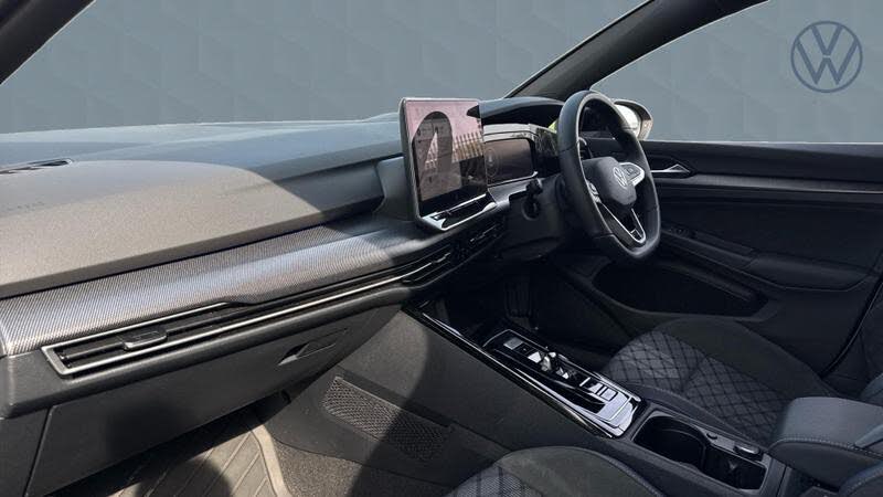 2024 Volkswagen Golf 1.5 eTSI R-Line Estate