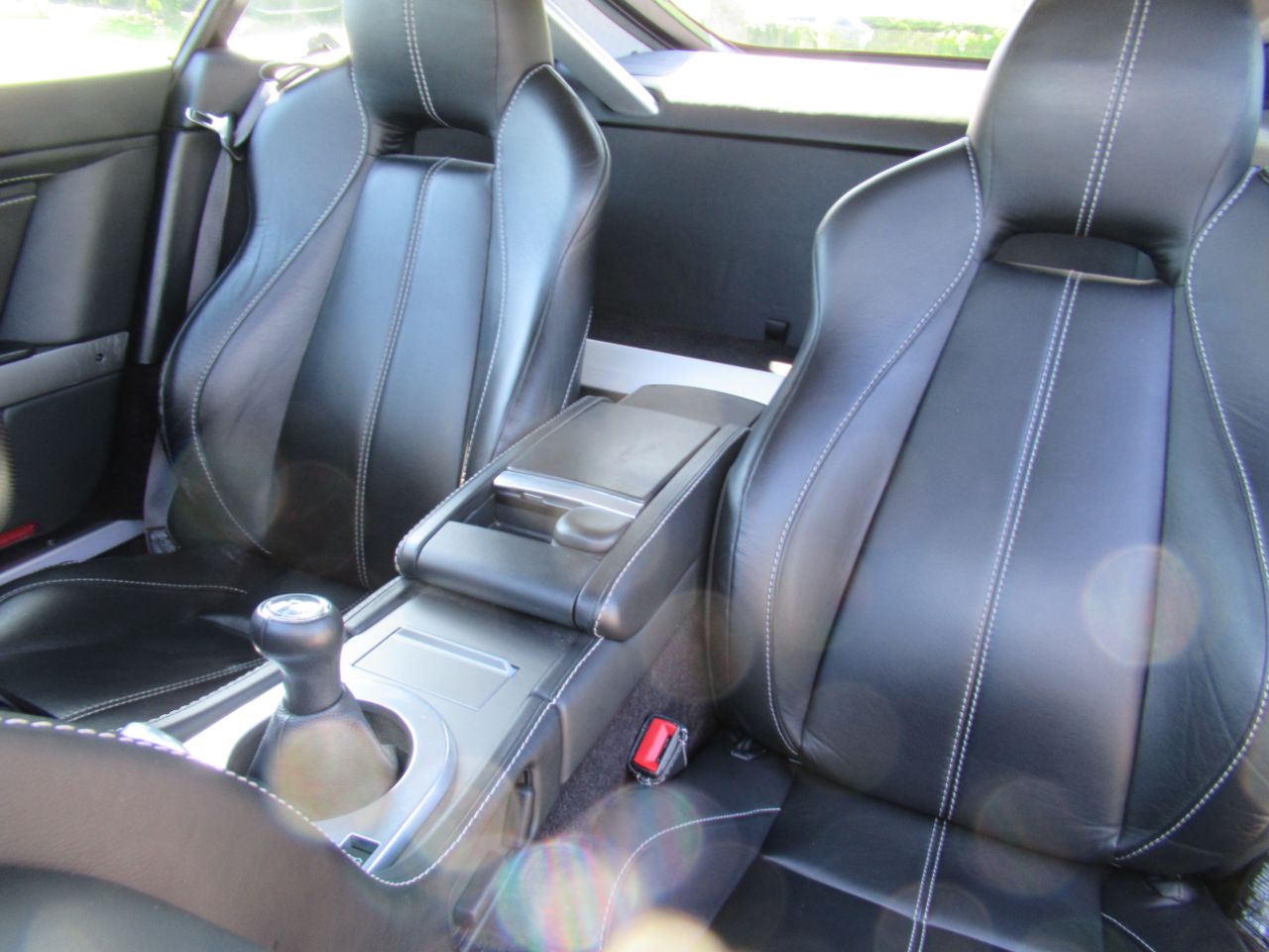 2015 Aston Martin Vantage 4.7 V8 Vantage Coupe