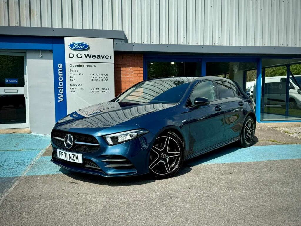 2022 Mercedes-Benz A-Class 1.3 A180 AMG Line Executive Edition Hatchback 5d 7G-DCT