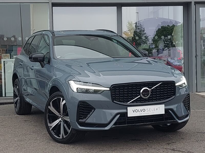 2024 Volvo XC60 2.0 T8 Ultimate (Dark