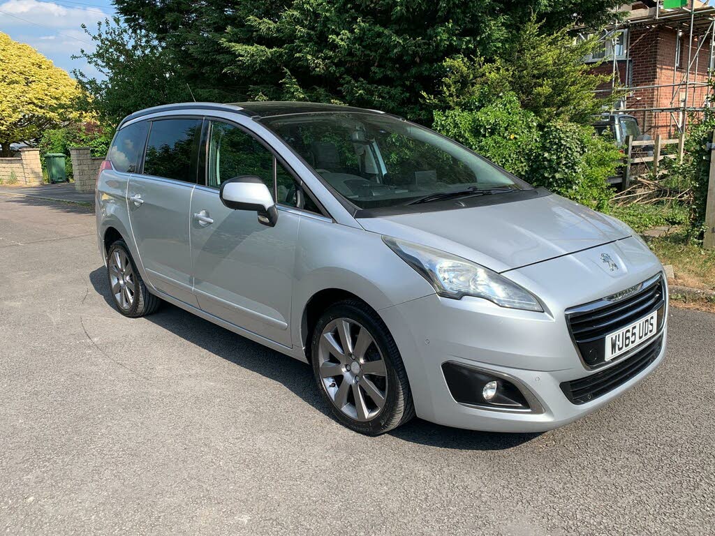 2015 Peugeot 5008 1.6BlueHDi Allure