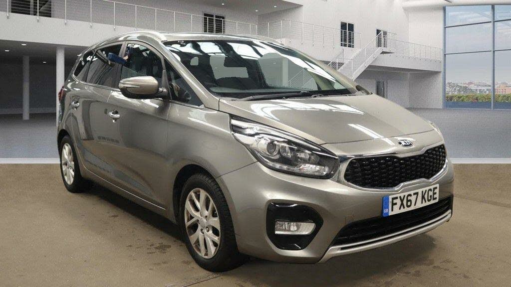 2017 Kia Carens 1.7CRDi 2 (114bhp)