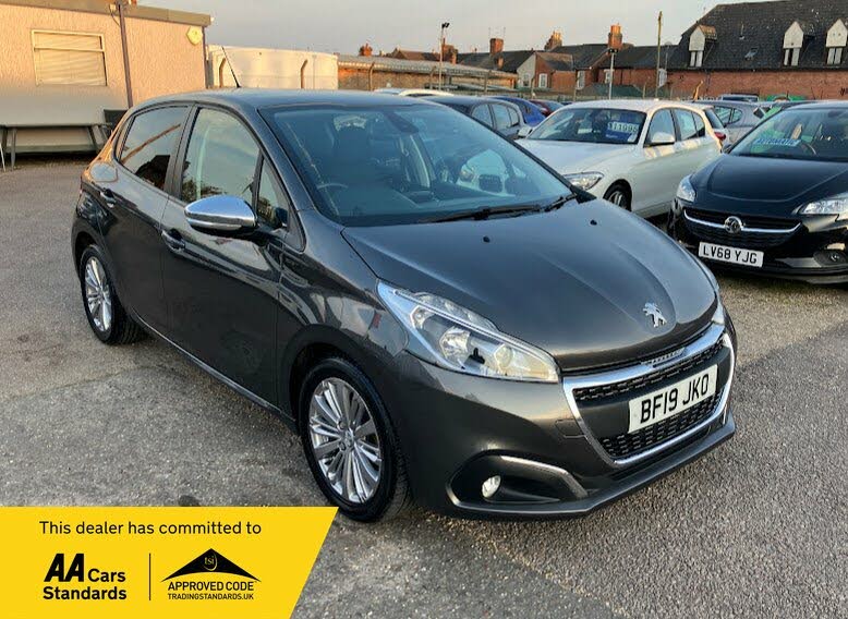 2019 Peugeot 208 1.2 PureTech Signature