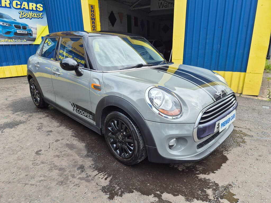 2017 MINI Cooper 1.5 Cooper (s/s) Hatchback 5d
