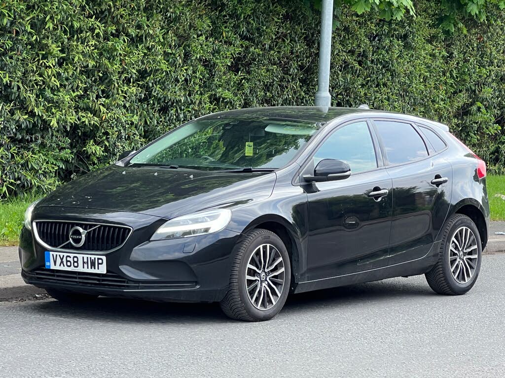 2018 Volvo V40 2.0TD D2 Momentum Nav Plus