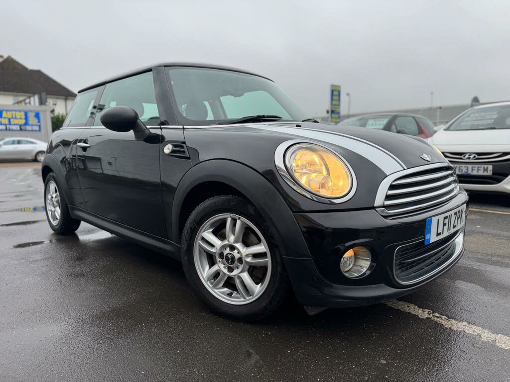 2011 MINI Cooper 1.6 One (98bhp) Hatchback 3d