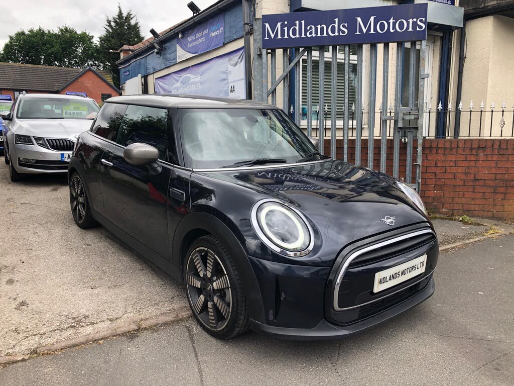 2021 MINI Cooper 1.5 Cooper Exclusive Hatchback 3d Auto