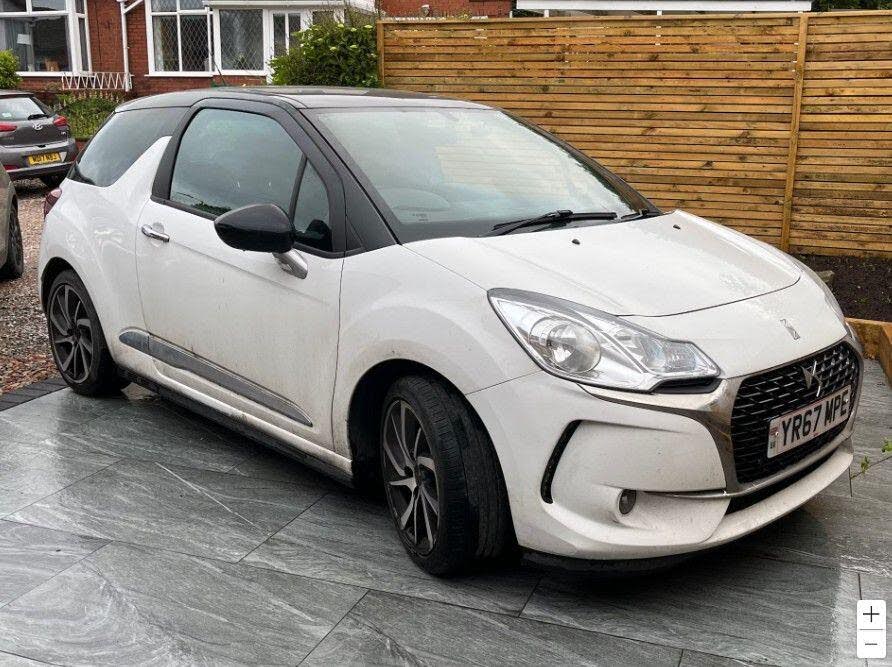 2017 DS DS 3 1.2 PureTech Connected Chic (110ps) (s/s)