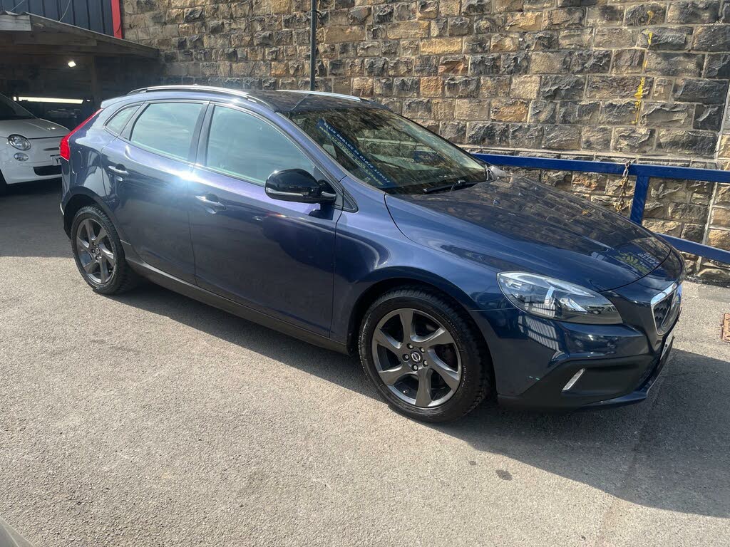 2014 Volvo V40 1.6TD D2 Cross Country Lux