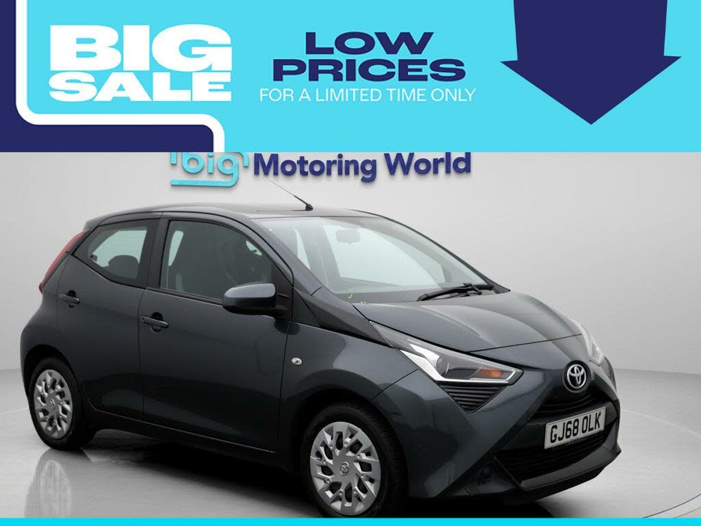 2018 Toyota AYGO 1.0 VVT-i x-play (71bhp) 5d