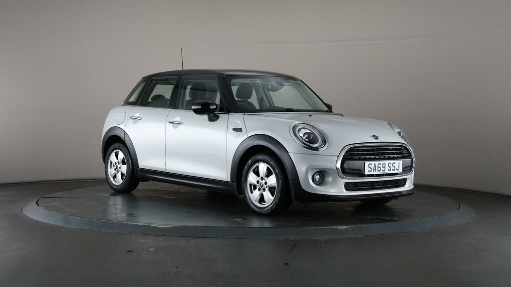 2019 MINI Cooper 1.5 Cooper Classic Hatchback 5d