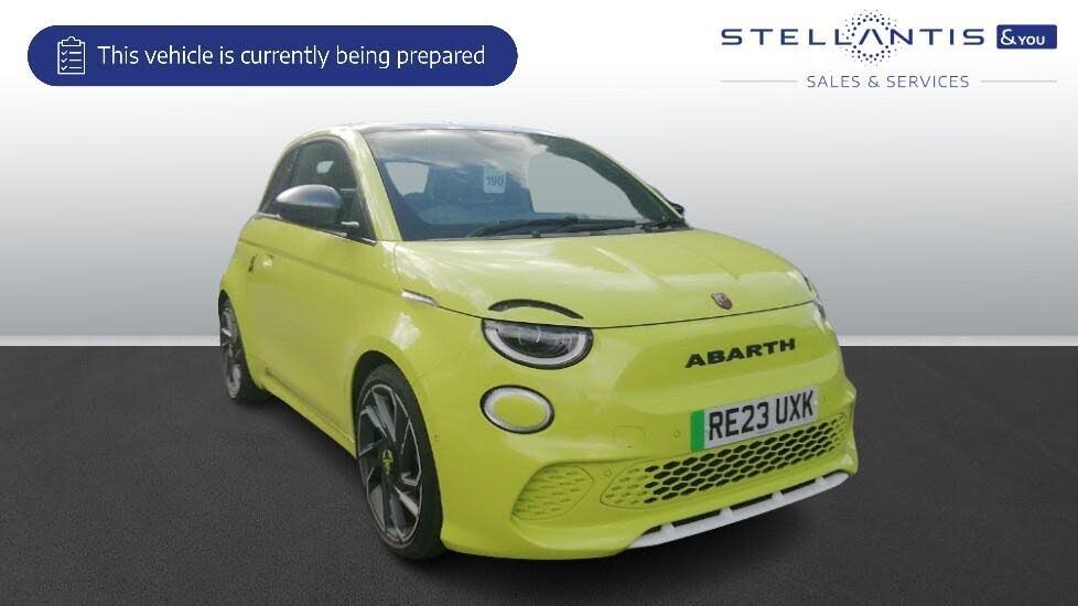 2023 Abarth 500 E 500e Turismo